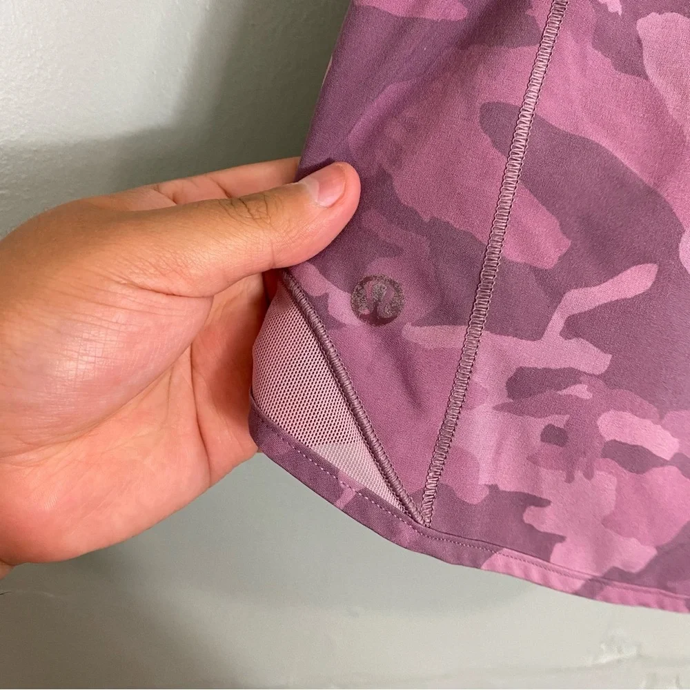 Lululemon Hotty Hot Short Purple Camo Size 6 Long Tall‎
